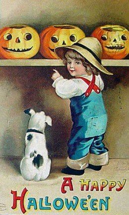 Add something fun and unique to your Halloween decor with one of these 30+ Free Printable Vintage Halloween Images featured on Bekob.com