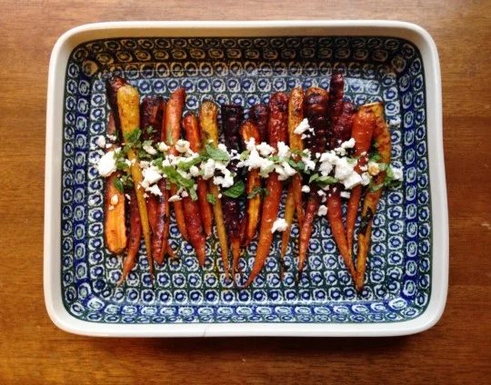 Have a lot of fresh mint to use up? Or maybe you're just in the mood for some minty recipes? Here are 30 fun fresh mint recipes, both savory and sweet! 30 Refreshingly Delicious Fr