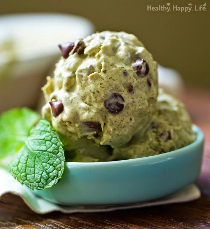 Have a lot of fresh mint to use up? Or maybe you're just in the mood for some minty recipes? Here are 30 fun fresh mint recipes, both savory and sweet! 30 Refreshingly Delicious Fr