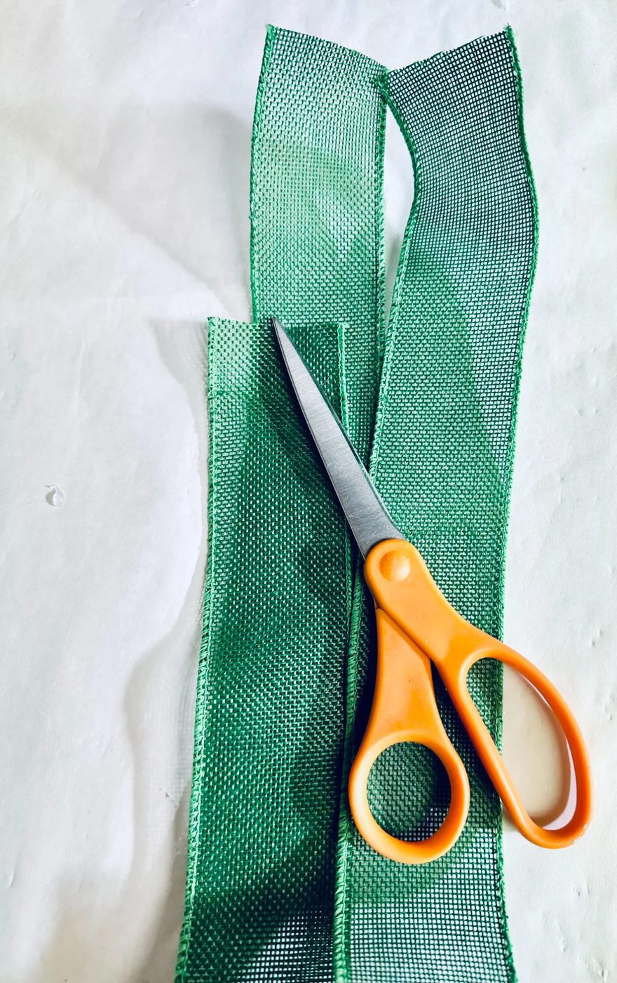 How to Make a Burlap Bow for a Christmas Dollar Tree Candy Cane Wreath Form With Elf, Bekob