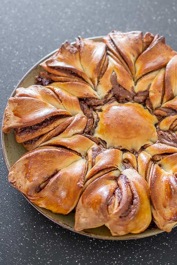 nutella twist pull apart bread recipe