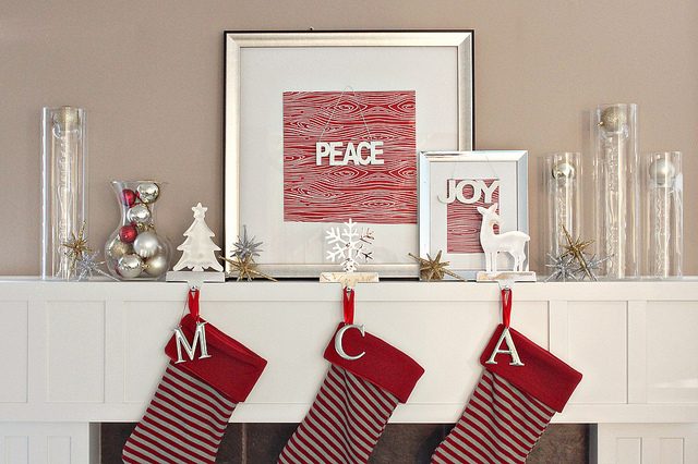 Get Ready To Decorate Your Fireplace Mantel For Christmas So May Fun And Unique options In This List Of 30 well fitted Holiday Mantels Featured On Bekob Com