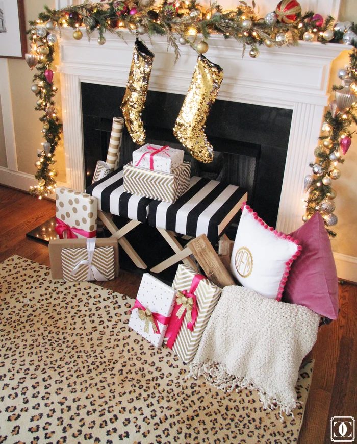 Get Ready To Decorate Your Fireplace Mantel For Christmas So May Fun And Unique options In This List Of 30 well fitted Holiday Mantels Featured On Bekob ComGet Ready To Decorate Y