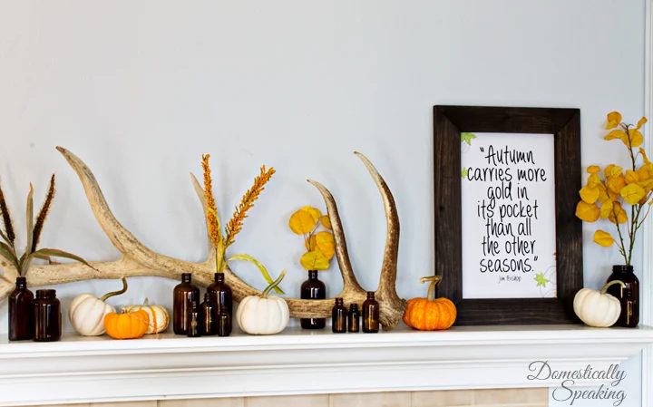 30 well fitted Thanksgiving Mantels