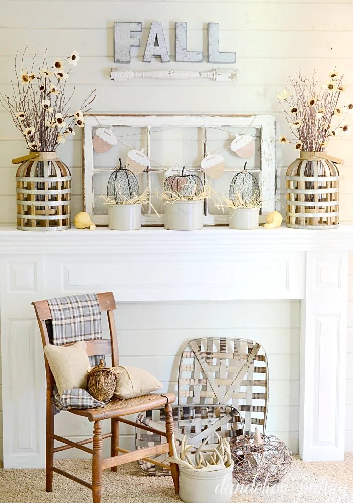 Fall Neutral Mantel