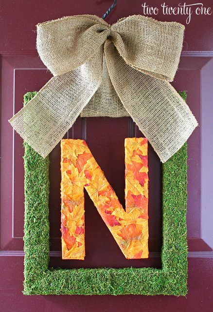 p2monogramwreath