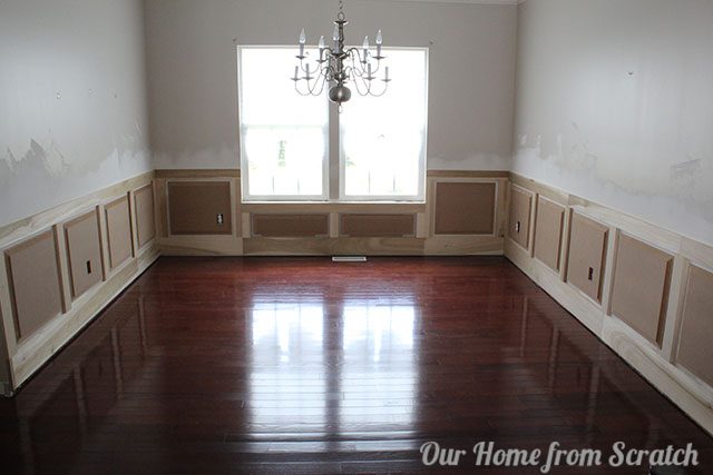 7 wide shot wainscoting Bekob