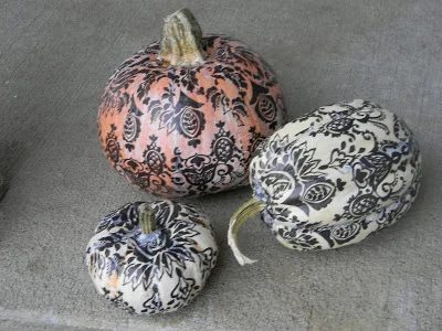35 No-Carve Pumpkin Decorating Inspirations - Tipsaholic, #Halloween, #halloweenDIY, #pumpkin, #nocarvepumpkins
