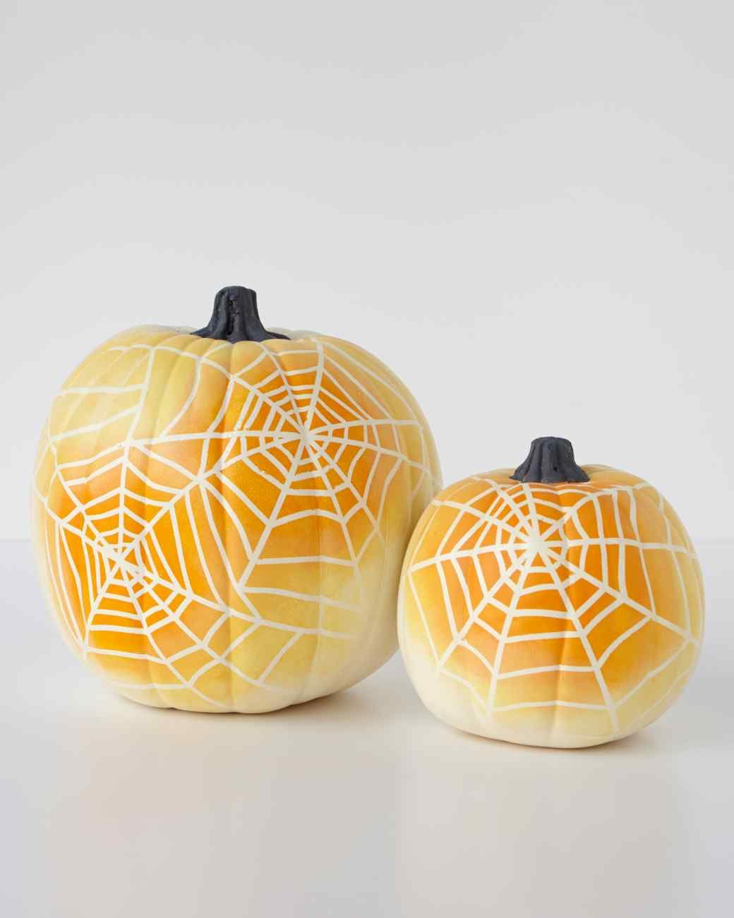 35 No-Carve Pumpkin Decorating Inspirations - Tipsaholic, #Halloween, #halloweenDIY, #pumpkin, #nocarvepumpkins