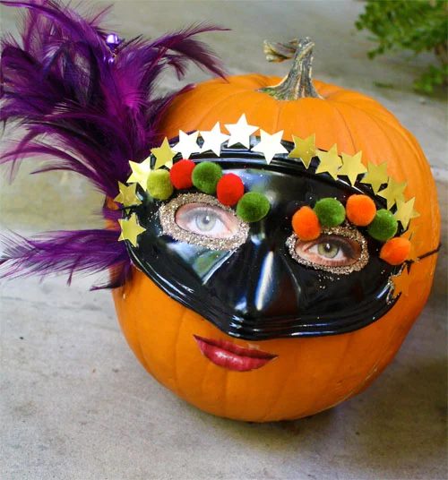 35 No-Carve Pumpkin Decorating Inspirations - Tipsaholic, #Halloween, #halloweenDIY, #pumpkin, #nocarvepumpkins