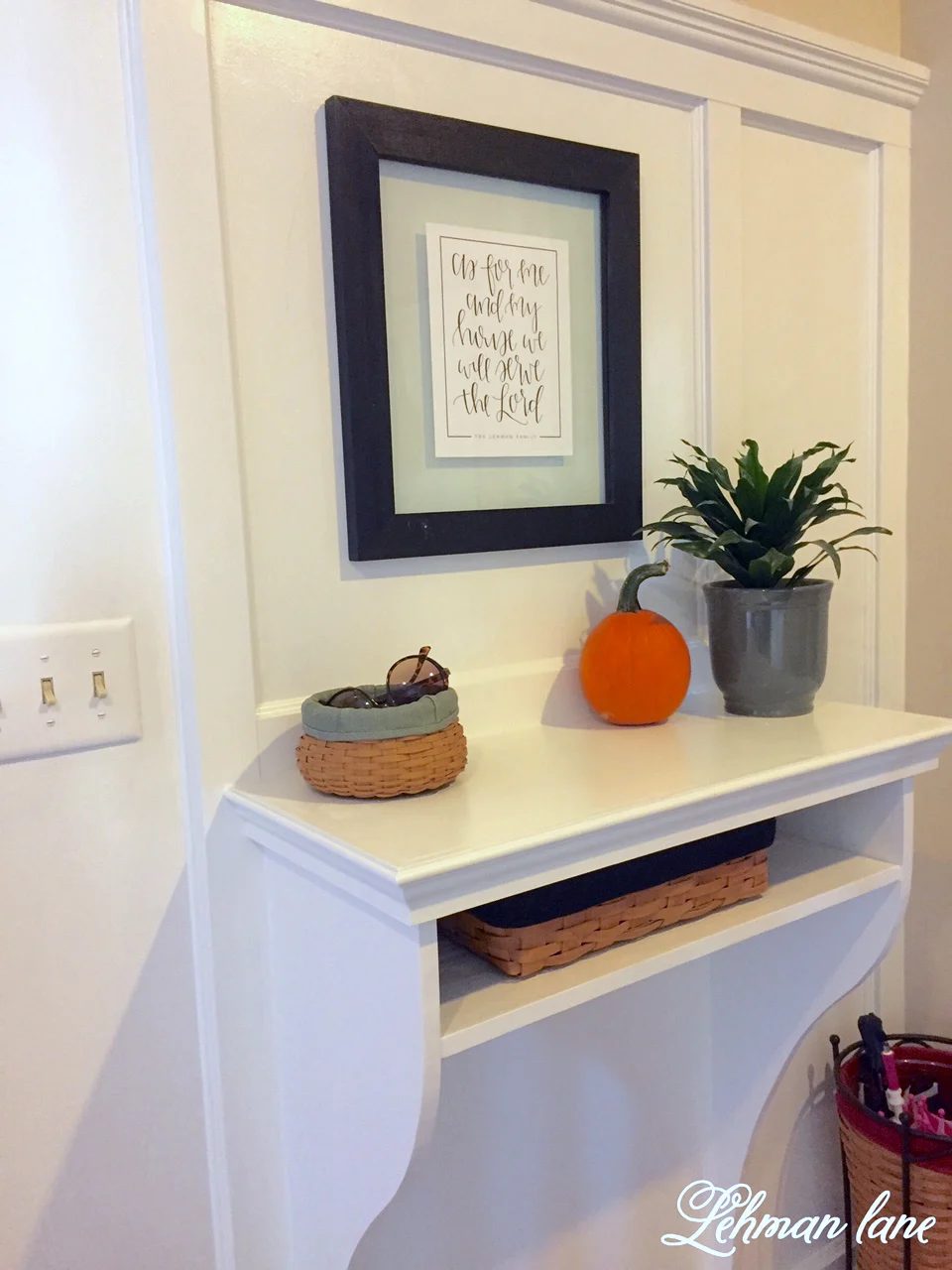 built-in entry table Lehman Lane