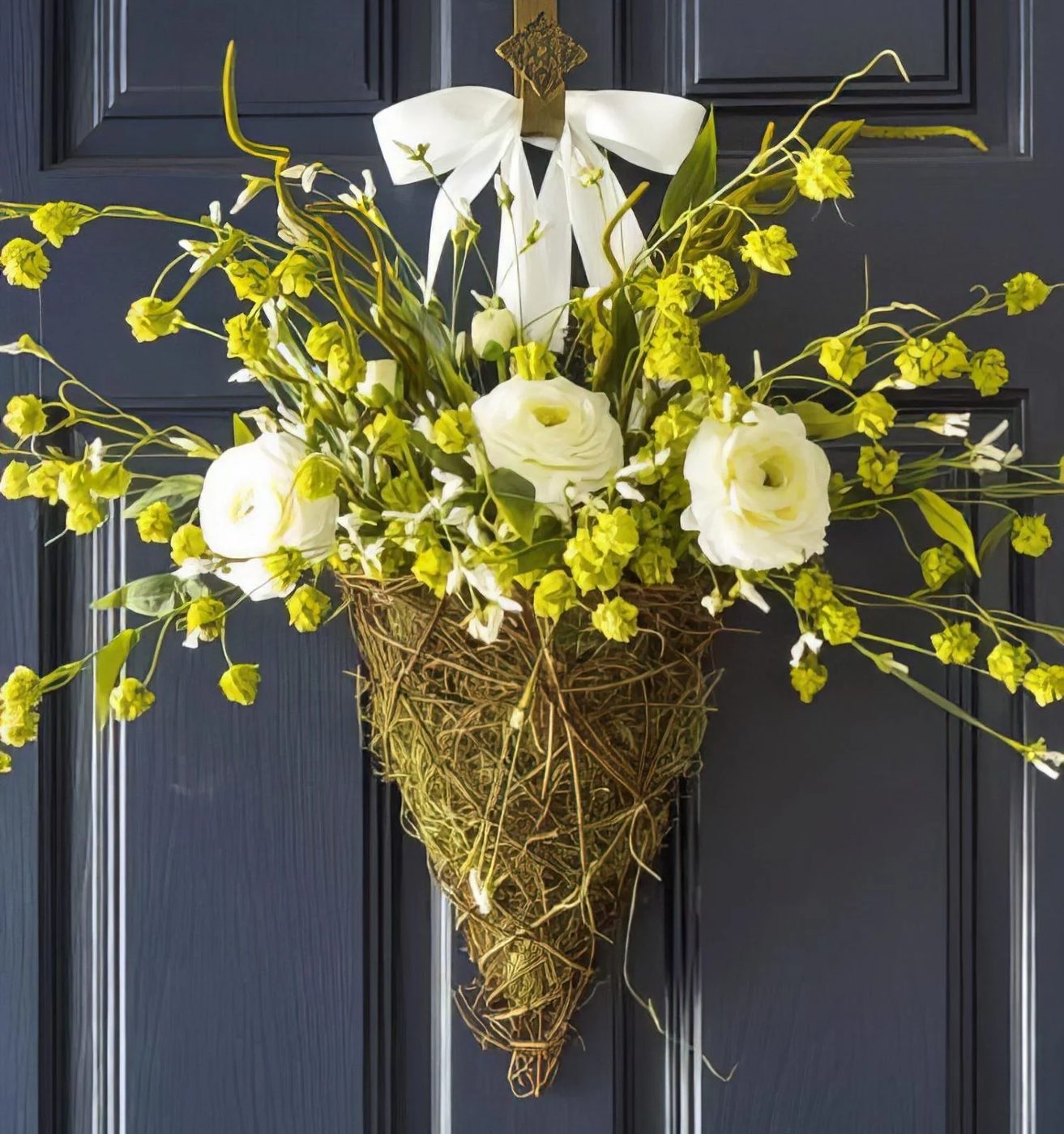 10 Spring Wreath Door Basket White Green 400x600 143553