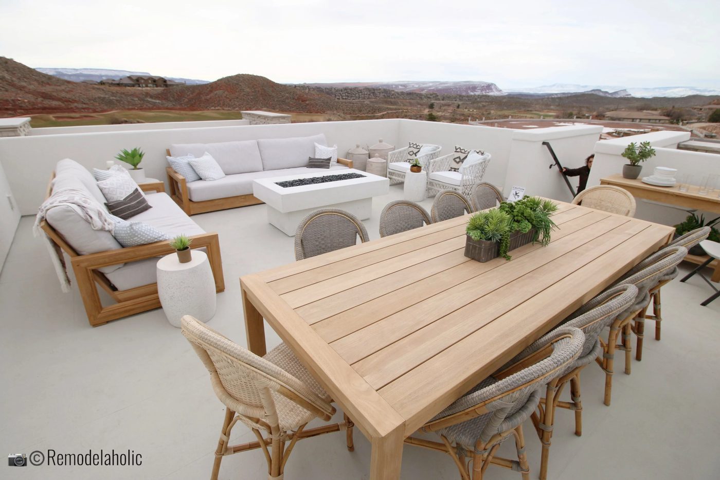 Open concept outdoor dining set and area. SGPH 2019 House 03 Cole West Resorts LLC, Photo by Bekob