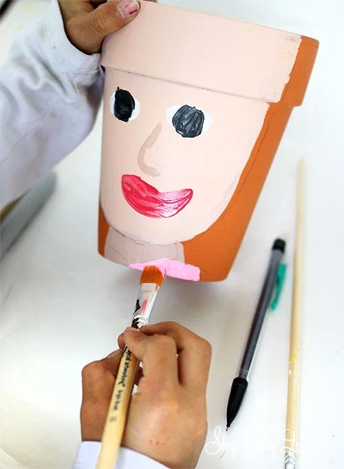 tipsaholic-painting-flower-pots-skip-to-my-lou