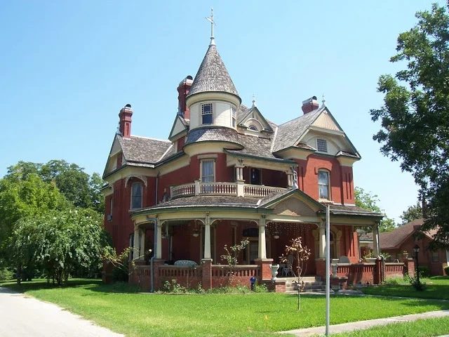 Victorian-House-Design2