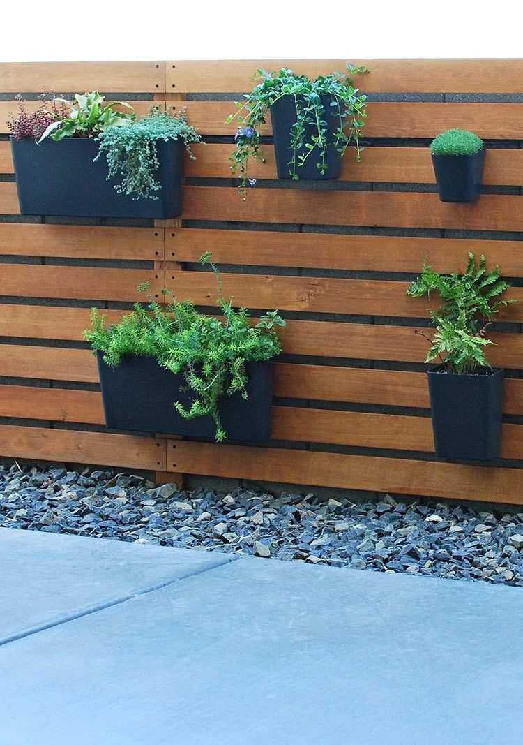5.5 Handmade Wood Slat Garden Wall With Planters