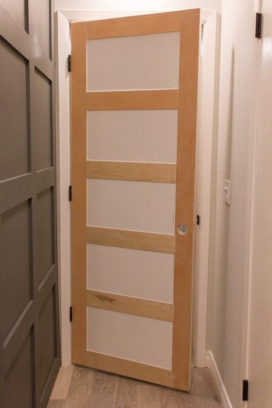 Add Style To A Plain Door By Jenna Sue Design Co Featured On @Bekob 533x800