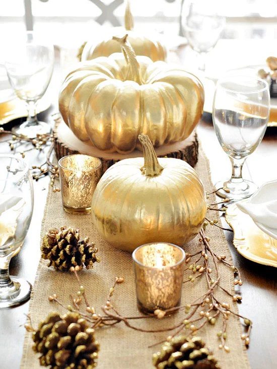14 straightforward Thanksgiving Tablescapes
