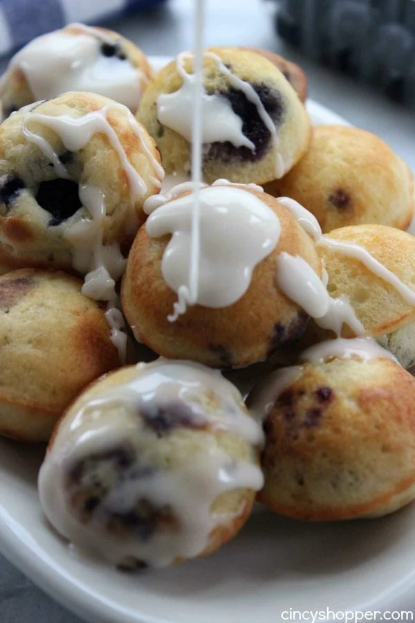 Love to make pancakes on lazy Saturday mornings? Here are 50 memorable pancake recipes to have on hand for your next leisurely breakfast. 50 Delightful Pancake Recipes for Saturday