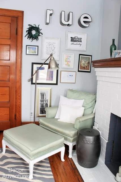 Handmade Wall Decor options: modern gallery wall for a home office (Decor Adventures)