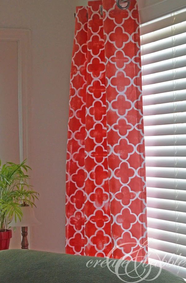 Create and Babble - handmade stencil and painted curtains via @Bekob