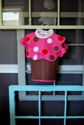 55 memorable No-Sew Halloween Costumes For Kids - Tipsaholic, #halloween, #costumes, #Handmade, #no-sew, #halloweencostumes