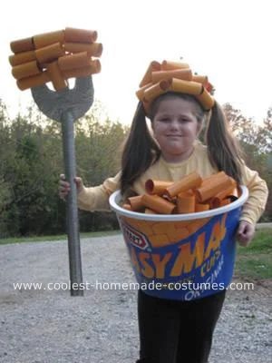 55 memorable No-Sew Halloween Costumes For Kids - Tipsaholic, #halloween, #costumes, #Handmade, #no-sew, #halloweencostumes