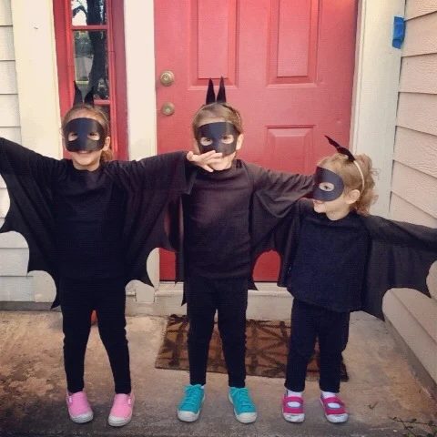 55 memorable No-Sew Halloween Costumes For Kids - Tipsaholic, #halloween, #costumes, #Handmade, #no-sew, #halloweencostumes