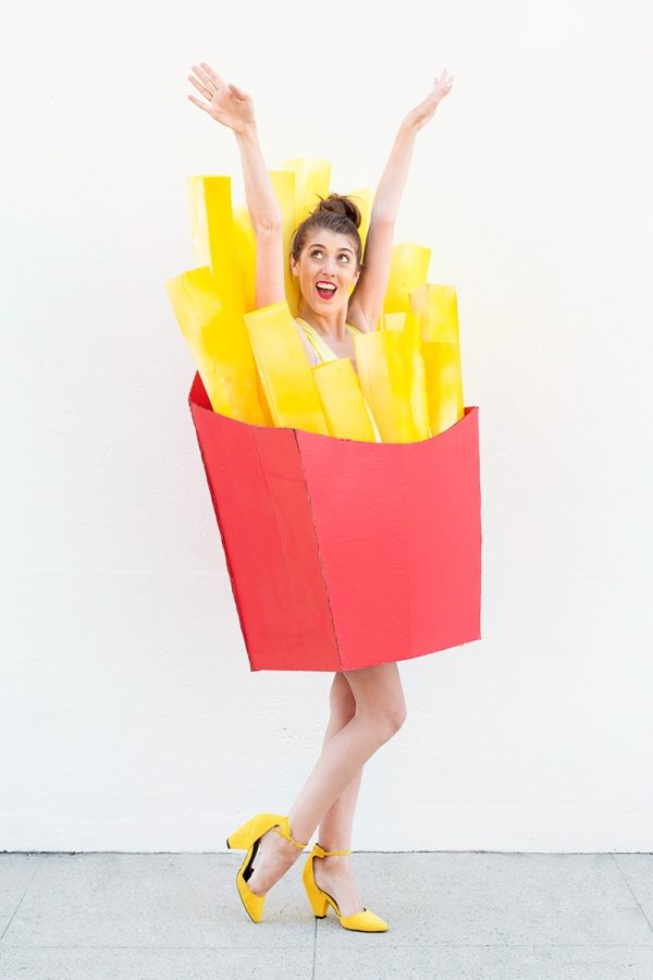 55 memorable No-Sew Halloween Costumes For Kids - Tipsaholic, #halloween, #costumes, #Handmade, #no-sew, #halloweencostumes