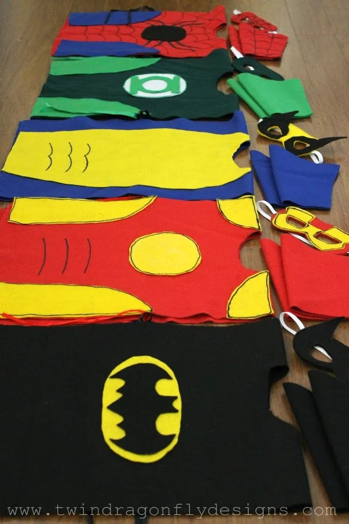 55 memorable No-Sew Halloween Costumes For Kids - Tipsaholic, #halloween, #costumes, #Handmade, #no-sew, #halloweencostumes