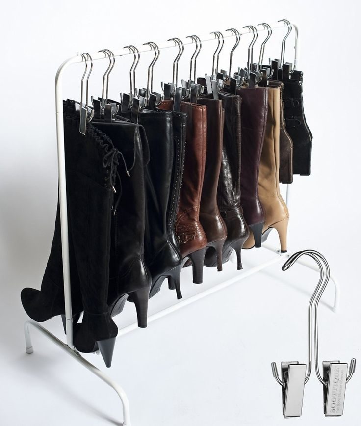hanging boots @ Bekob