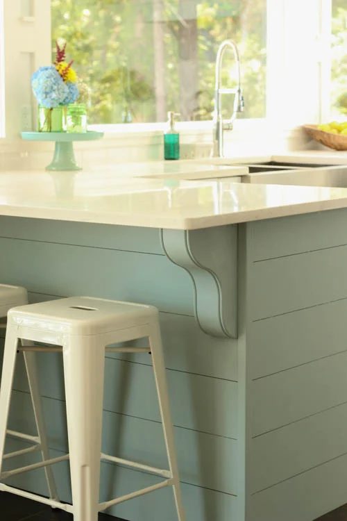 handmade planked blue aqua kitchen island in a white coastal kitchen, The Happy Housie on @Bekob