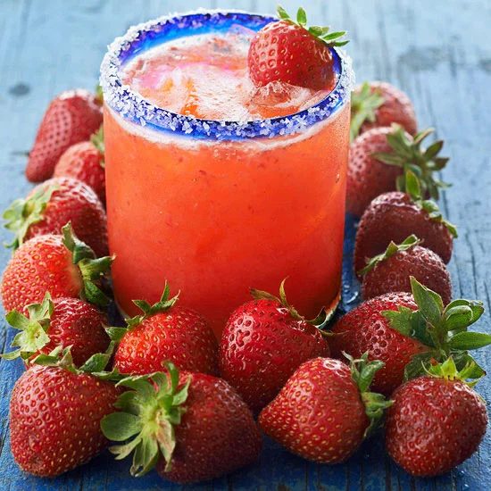 7 Delicious Strawberry Drinks