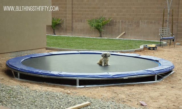 Wondering what to do with your empty backyard? Try these 8 Handmade outdoor play equipment options to turn your backyard into a fun playground for your kids! 7 Handmade Outdoor Pla