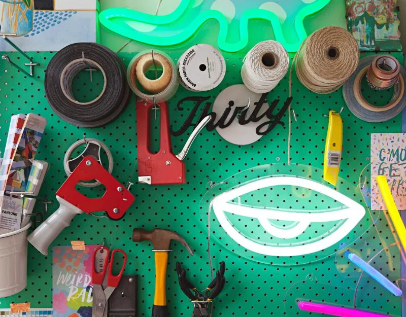 7 Unexpected Ways to Decorate with Jade Green + Reliable Jade Green Paint Colors