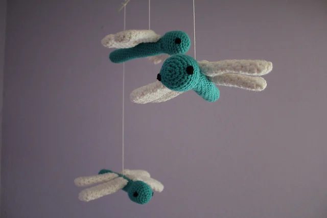 tipsaholic-crocheted-dragonfly-mobile-ravelry