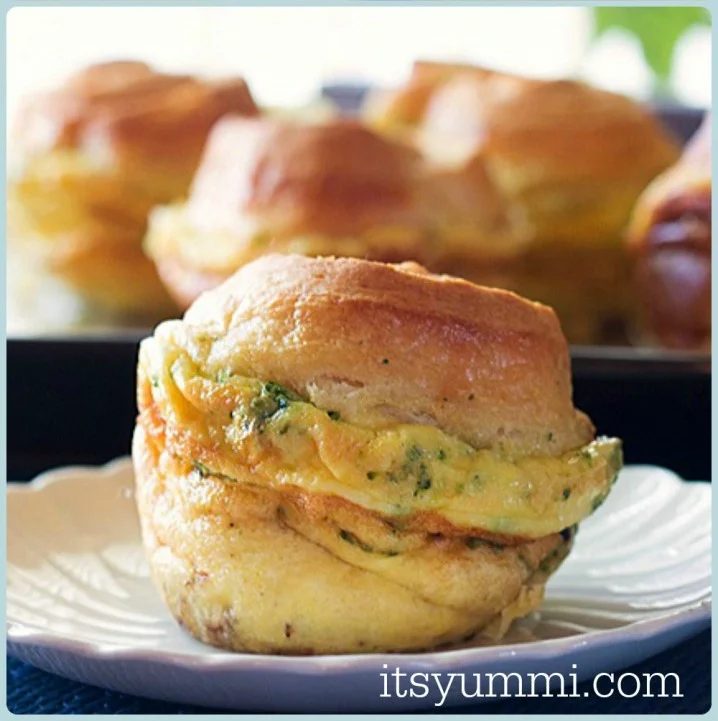 Dubliner-Quiche-Crescent-Cups-ItsYummi-718x1436