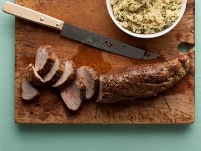 Take the hassle out of your Valentine's Day by spending a romantic evening at home making and eating one of these classic, direct Valentine's Day dinners! 8 direct Valentine's Day 