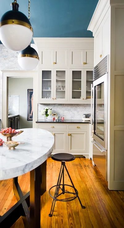 8 options for a Stylish Ceiling