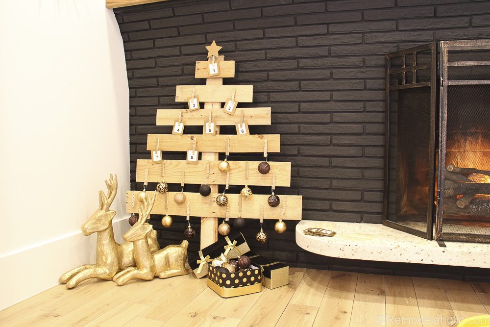 Pallet Wood Advent Calendar 18