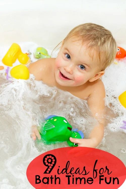 Here are 9 fun options for bath time to turn a daily routine into an adventure for kids! These bath tub activities are also great for rainy and cold days! 9 options for bath time f