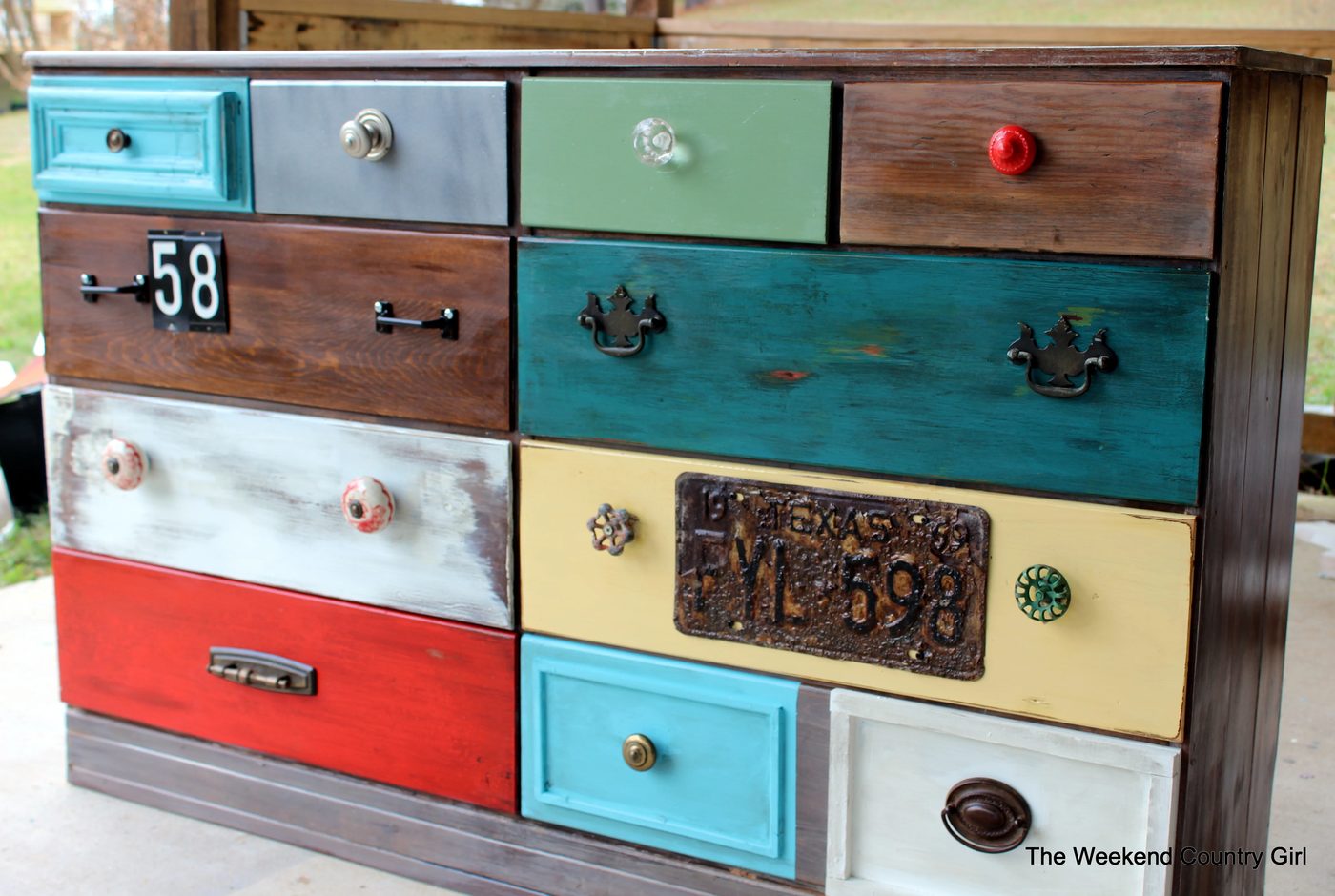 Create a rustic look with wood stain 07 by The Weekend Country Girl on @Bekob