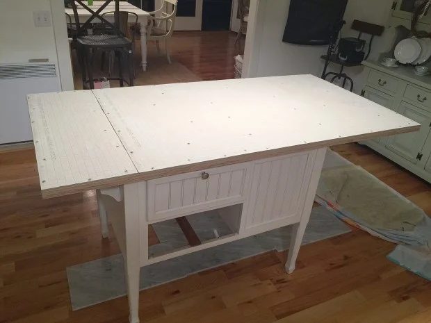 How to tile a kitchen island countertop (the RIGHT way, so it doesn't buckle and ruin the tile and grout)