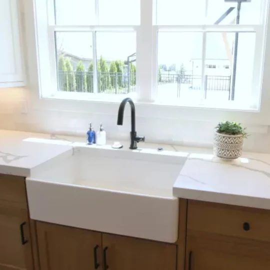 3.3 Bekob Brown Farmhouse Sink
