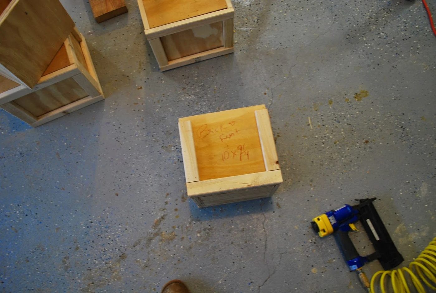 How to Build a Building Block Table Base by ToolBox Divas for Bekob
