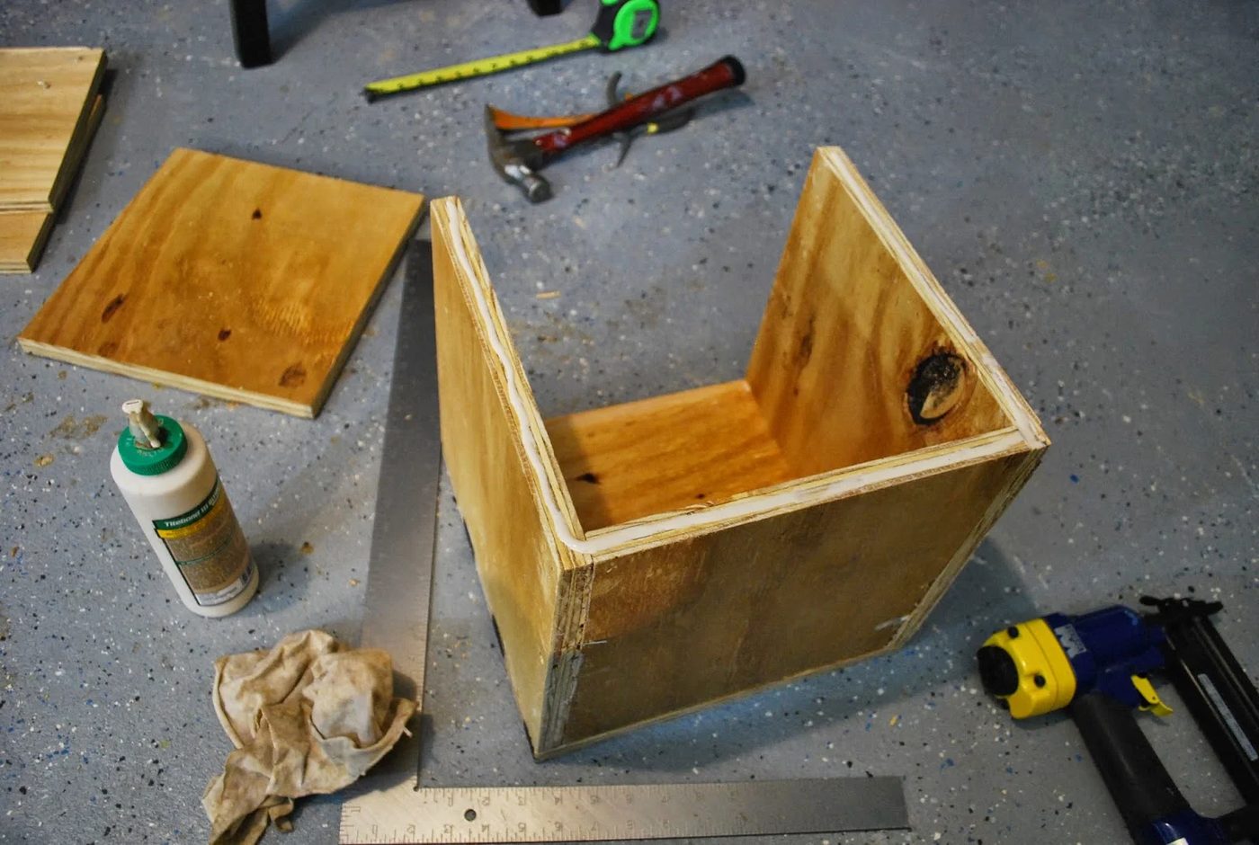 How to Build Seats with Storage for Childrens Playtable by ToolBox Divas for Bekob