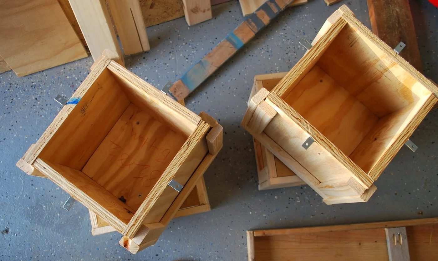 Assembing Building Block Base for Playtable by ToolBox Divas for Bekob