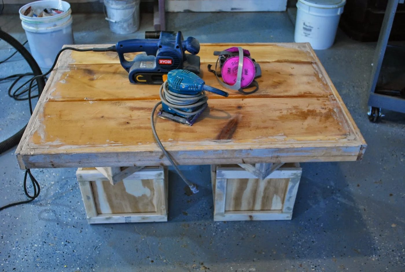 How to Build a Childrens Playtable by ToolBox Divas for Bekob