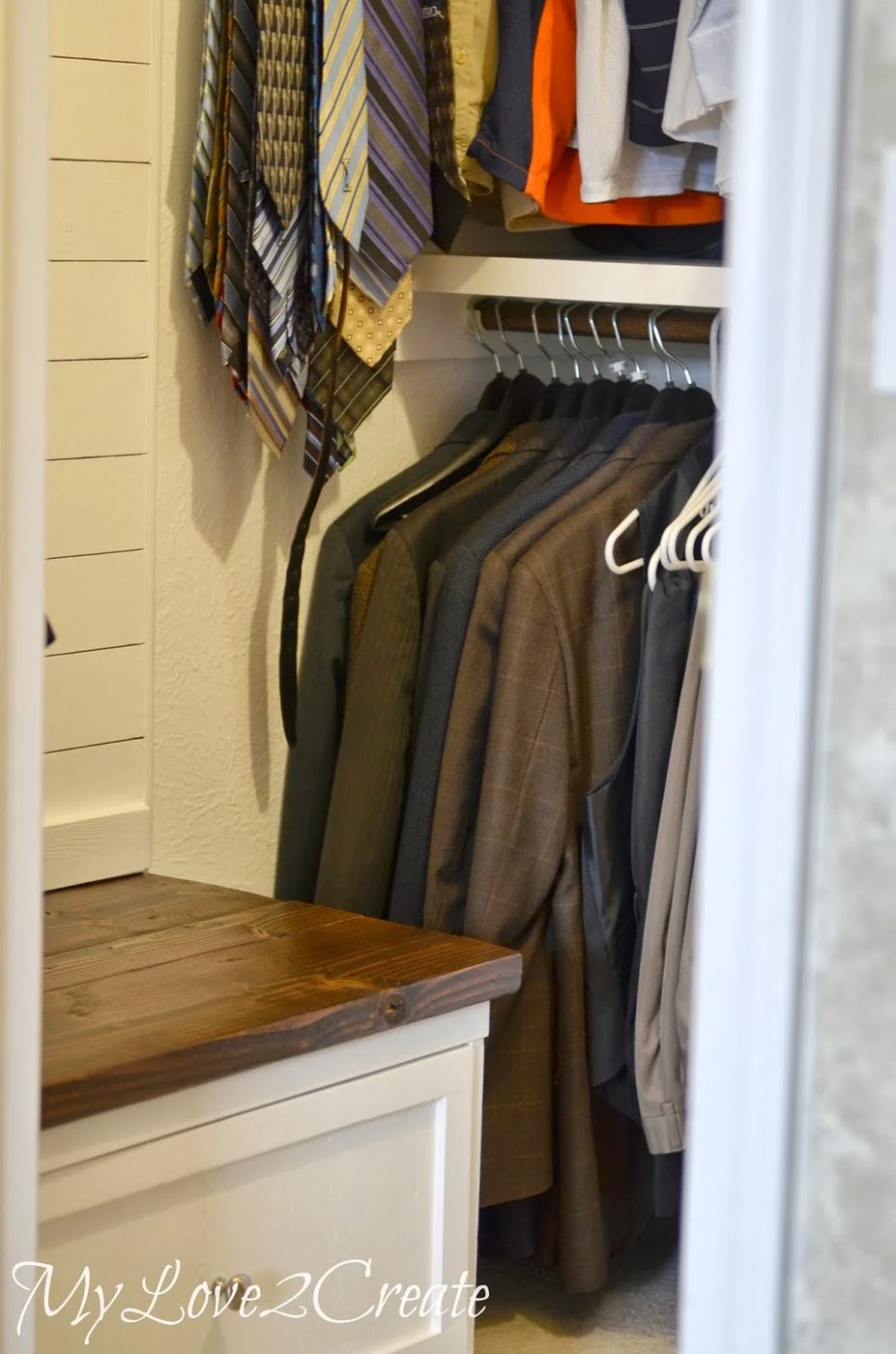master closet hanging area, My Love 2 Create on Bekob