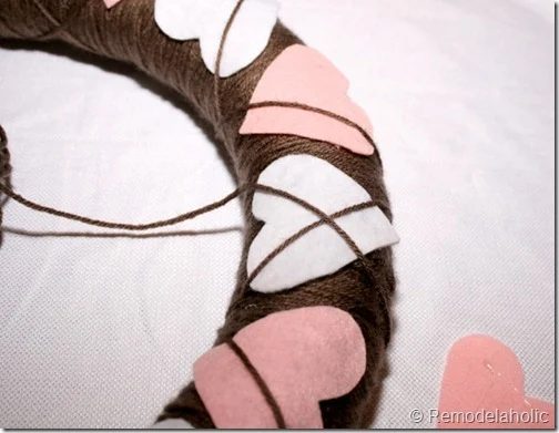Making an Argyle Valentines wreath from Bekob